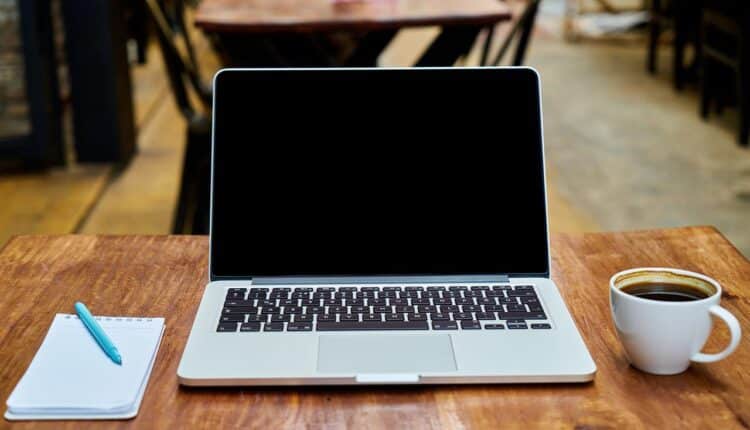 أفضل 4 مواقع الربح من الإنترنت باللغة العربية 2022